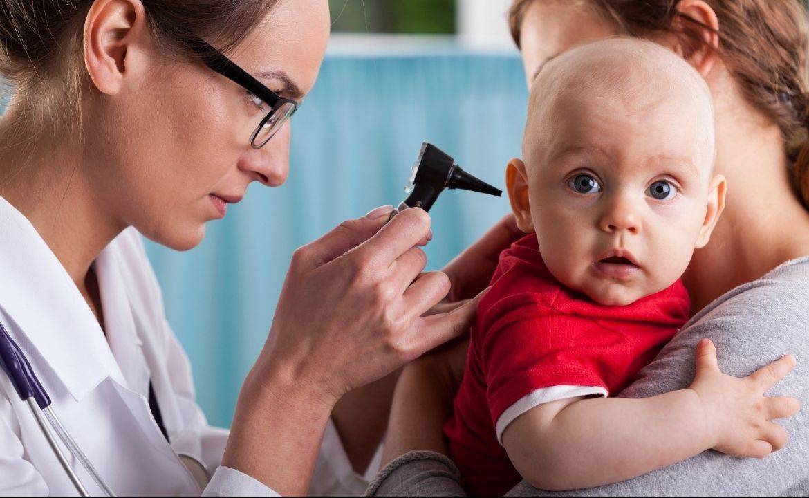 Cochleáris implantátum Cochleáris implantátum